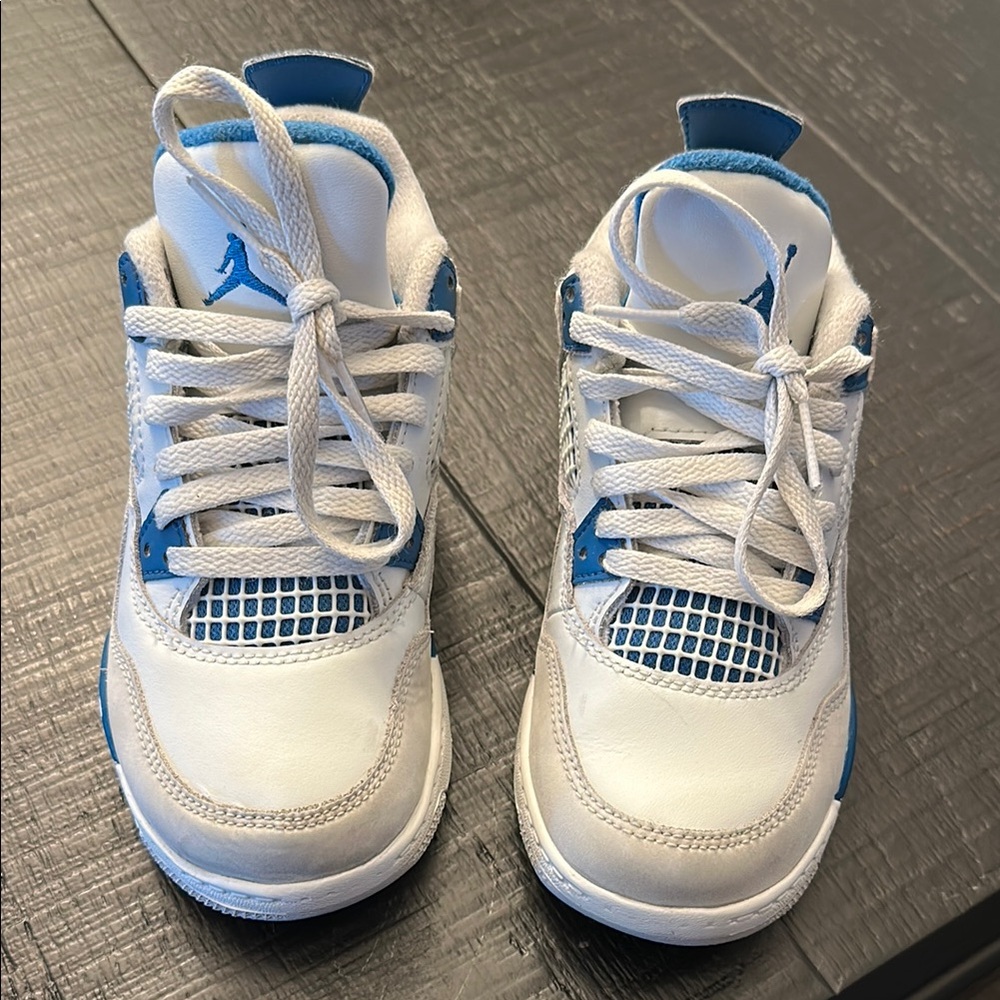Jordan 4s PS 13C